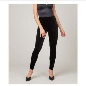 SPANX Very Black Classic High-Waist Velvet Leggings Large